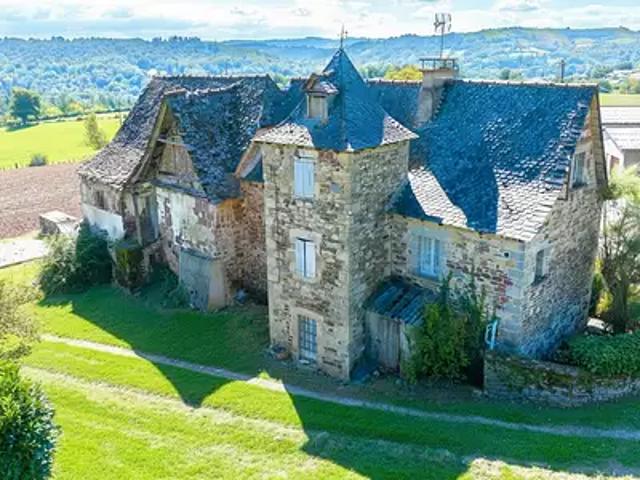 Conques en Rouergue 12320 Achat / Vente maison 7 pièces t7 cave