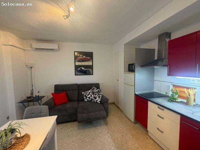 Constitución zona. Apartamento amueblado cerca del centro. Calefacción central