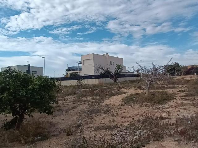 CONSTRUYE TU SUEÑO, TERRENO URBANO