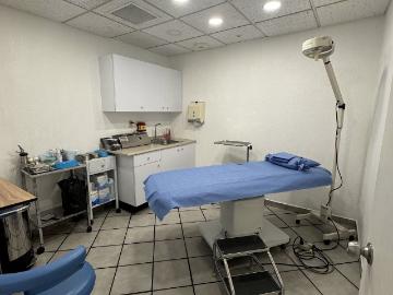 Consultorio en el Hospital Angeles del Pedregal