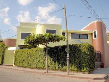 Consultorios / Ofinas en renta zona Norte Poniente