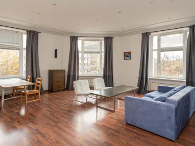 Cool apartment with 1 bedroom for rent in Moabit