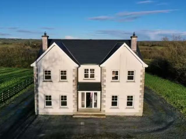 Coolartragh, Clontibret, Clontibret, Co. Monaghan, H18K773 is.