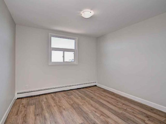 Cooper Tower Apartments 1 Bedroom Apartment for Rent at 301 Fairview Dr, Brantford, ON N3R 2X4 Fairview