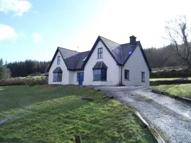 Coorycommane, Coomhola, Coomhola, Co. Cork, P75V628 is for sale
