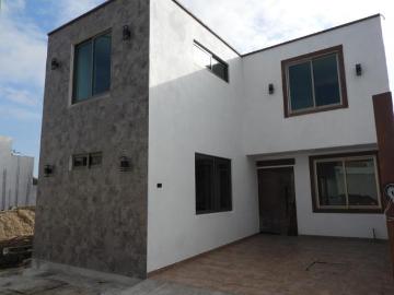 COATEPEC 3 REC,UNA EN PLANTA BAJA EN FRACC,SALIDAS RAPIDAS A XALAPA