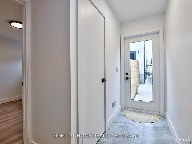 CoachHs 50A Lanark Avenue in Toronto: Oakwood Village House for lease Toronto C03: MLS®# C12876446
