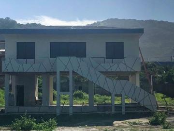 Coastal Charm: Se Vende Casa Cerca del Mar en San Lorenzo