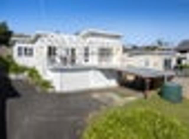 Coastal Classic Bach As Is Opportunity