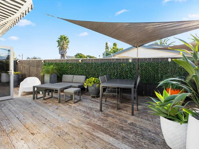 Coastal comfort, character and convenience