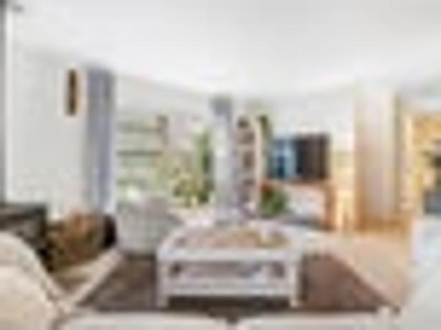 Coastal Comfort, Easy Living