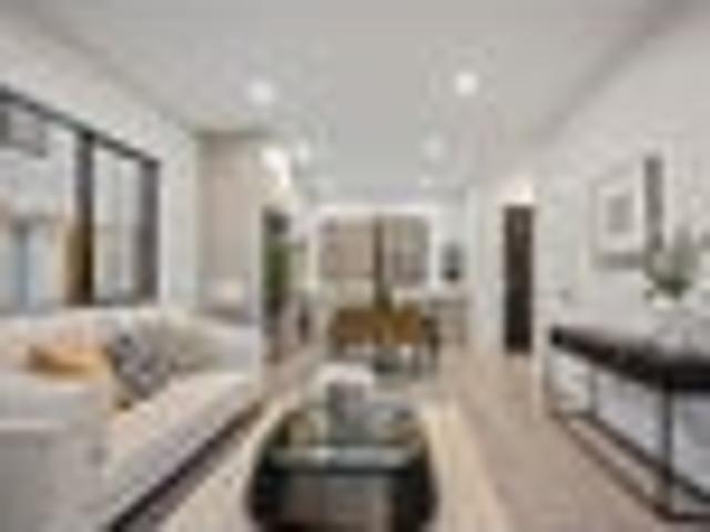 Coastal Comfort Meets Contemporary Style
