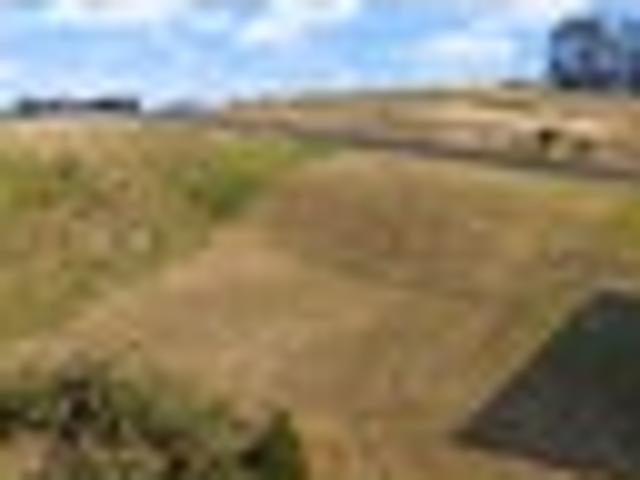 Coastal Convenience Meets Subdivision Quality