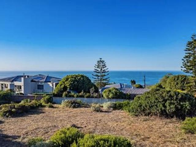 coastal dream in association with remax