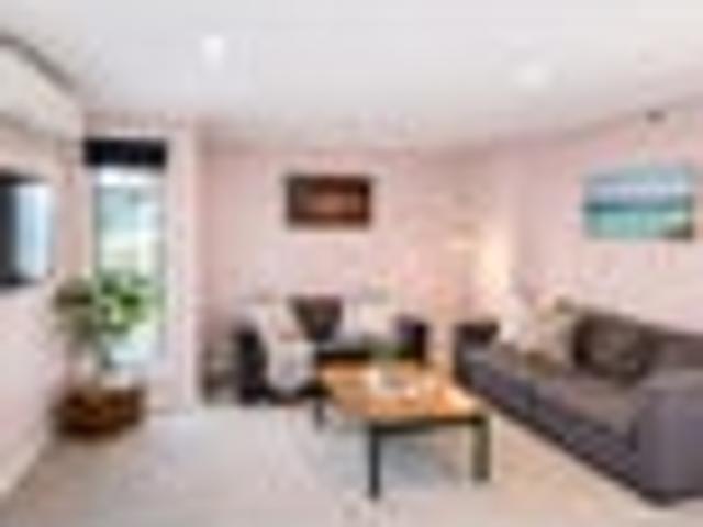 Coastal Lifestyle with Comfort & Versatility
