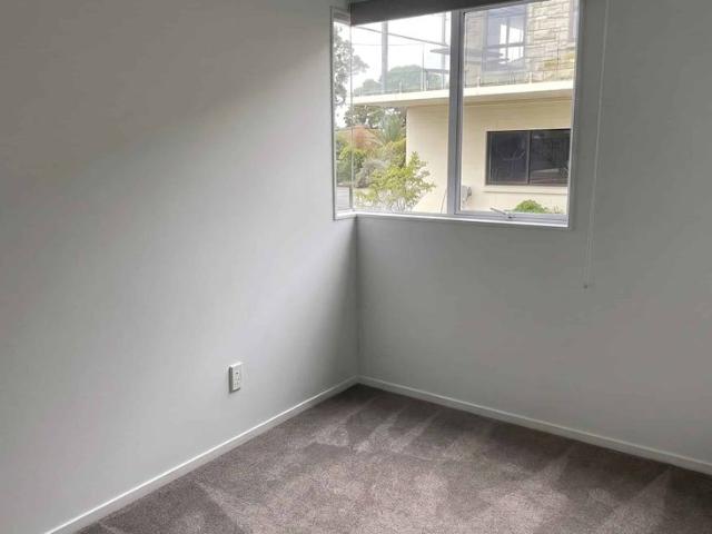 Coastal Living in a Prime Location