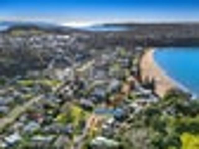 Coastal Potential 180m To The Beach!