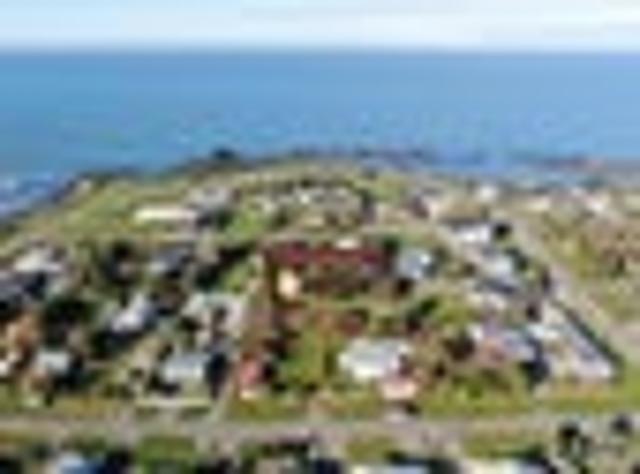 COASTAL RETREAT OPPORTUNITY