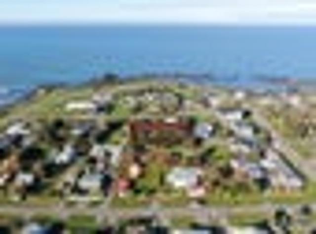COASTAL RETREAT OPPORTUNITY