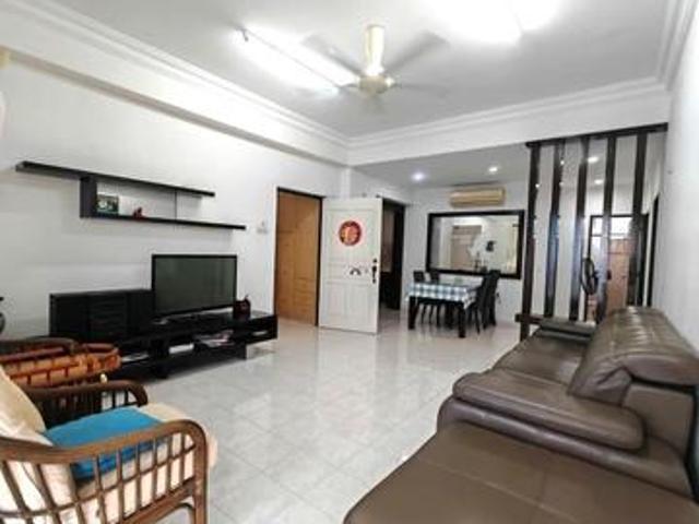 Coastal TowersTanjung Bungah1200 SqftFully Furnished2 Car Parks