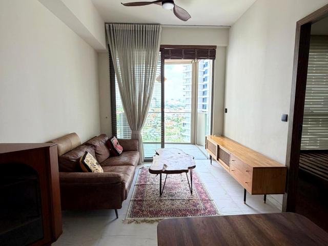Coastline Residences D15, Apartment