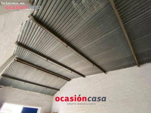 COCHERA A LA VENTA EN EL CENTRO DE PUEBLONUEVO