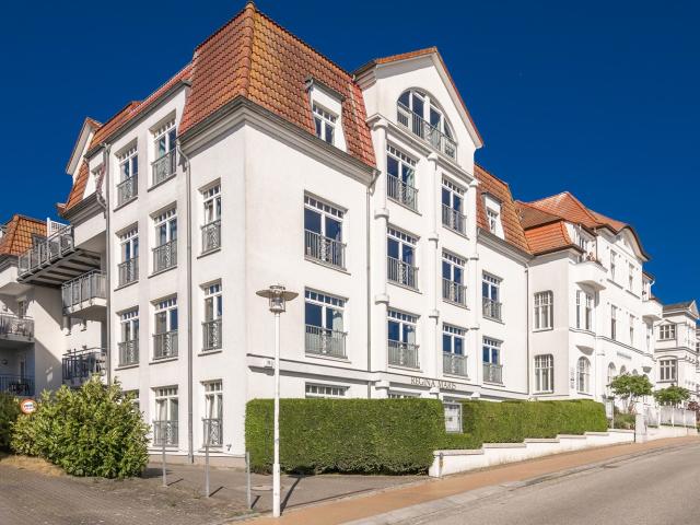 Cocktail am Balkon, Sand in Sicht – Bansin mit Stil.