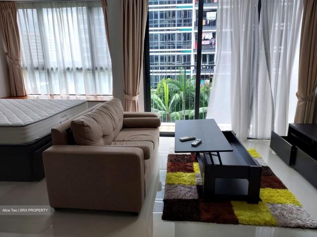 Coco Palms D18, Condominium