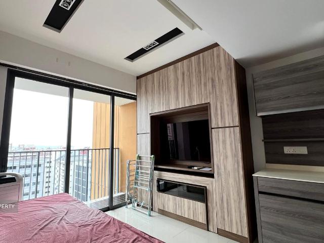 Coco Palms D18, Condominium