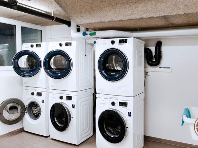 COCOON COMFORT – COSY STUDIO SERVICED APARTMENT – HIGH QUALITY FURNISHED STUDIO WITH TERRACE