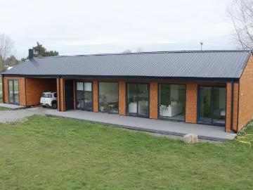 COD 638 Casa Luminosa En Parcela De 5.000 M² Excelente Conectividad