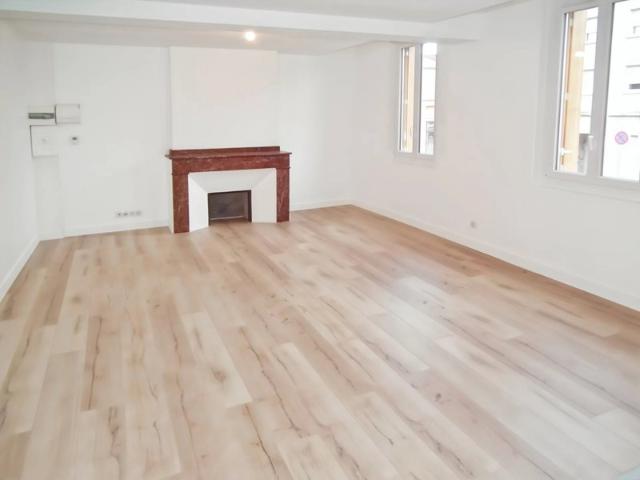 COEUR BONNEFOY TB T3 DUPLEX 71 M² AU 1ER ETAGE