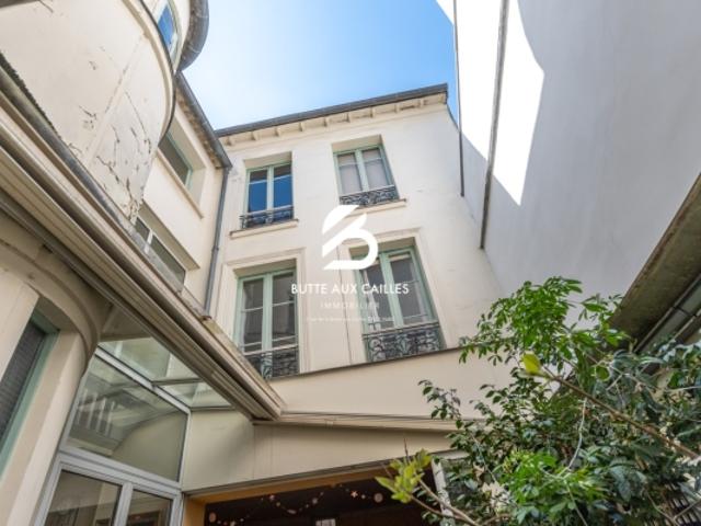 COEUR BUTTE AUX CAILLES MAISON DE CARACTÈRE 192 m2 TERRASSE PRIVATIVE 16m2