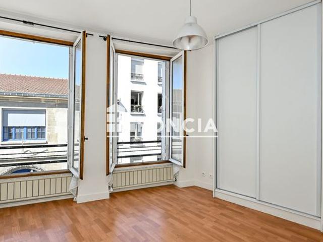 COEUR BUTTE AUX CAILLES STUDIO/2 PIECES 22 m2 CALME ET ENSOLEILLE VUE TRES DEGAGEE