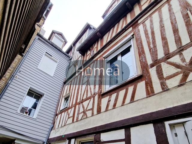 Coeur de ville historique T2 avec balcon Vendu Loué