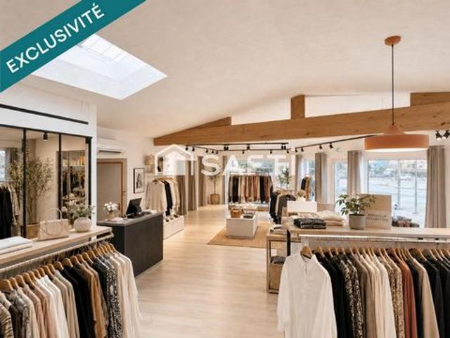 COEUR LAUNAGUET Local Commercial de 75.74m²