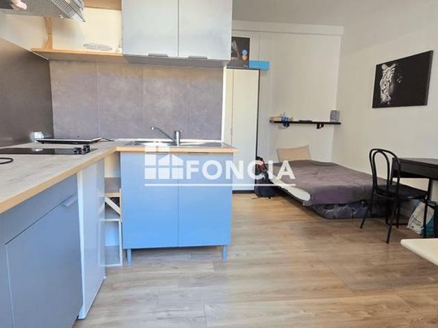 Coeur saint cyprien appartement t1 meuble balcon metro ligne a