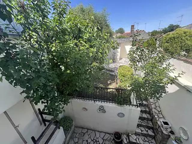 Cognac 16100 Achat / Vente maison 1 pièce t1