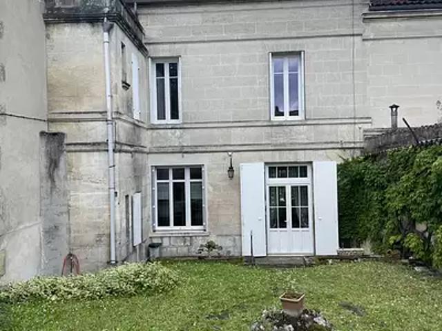 Cognac 16100 Achat / Vente maison 9 pièces t9