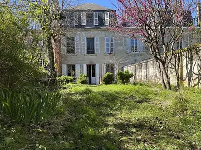 Cognac 16100 Achat / Vente maison 9 pièces t9