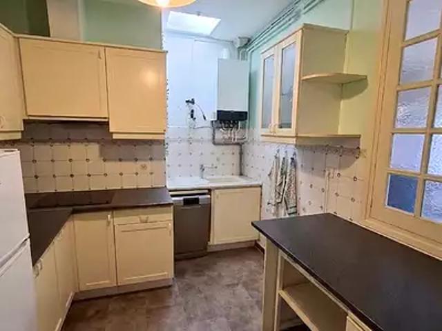 Cognac 16100 Location appartement 3 pièces t3 au dernier étage