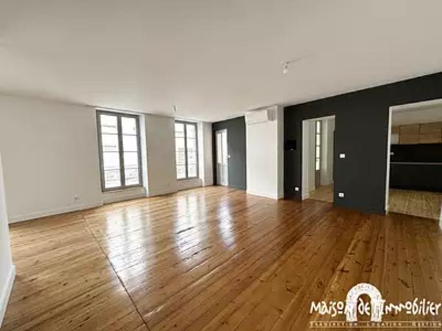 Cognac 16100 Location appartement 4 pièces t4