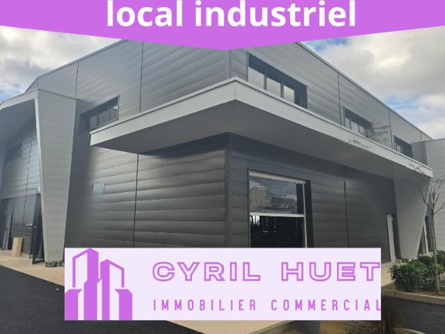COGOLIN Entrepôt / local industriel 300 m²