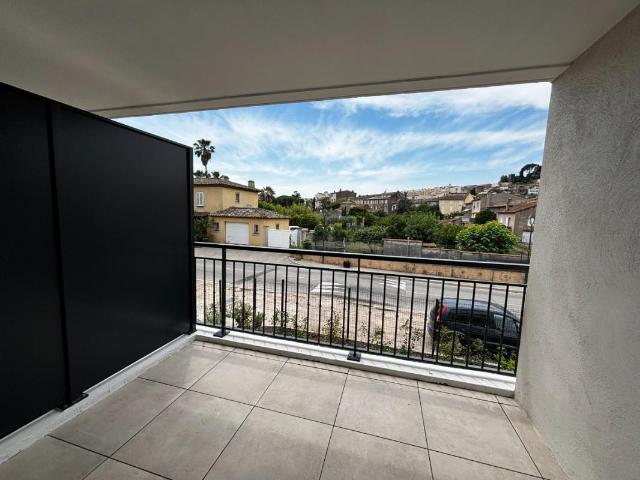 Cogolin Location Appartement 83