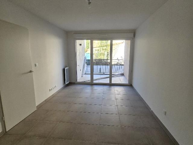 Cogolin Location Appartement 83