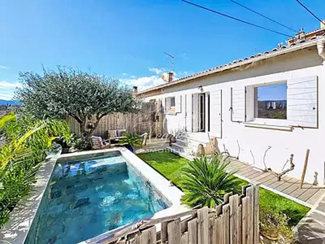 Cogolin 83310 Achat / Vente maison 4 pièces t4 au dernier étage parking