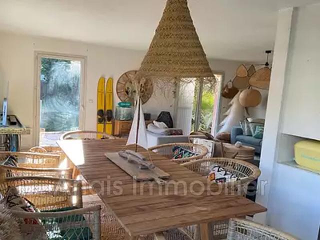 Cogolin 83310 Achat / Vente maison 5 pièces t5 piscine parking