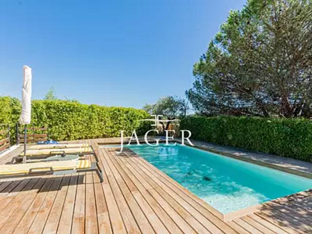 Cogolin 83310 Achat / Vente maison 6 pièces t6 piscine parking