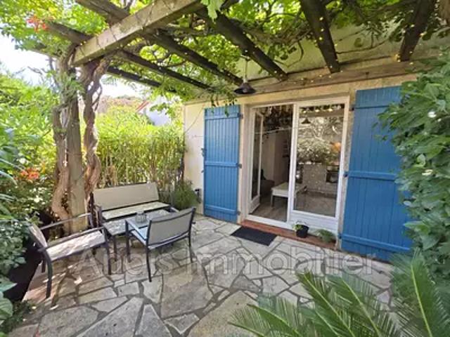 Cogolin 83310 Achat / Vente maison 2 pièces t2 piscine parking