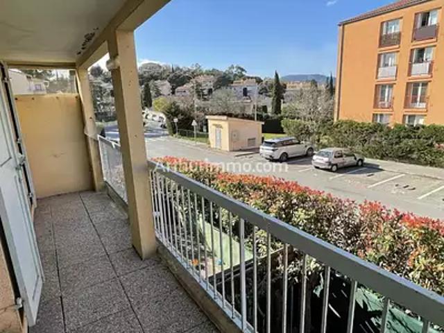 Cogolin 83310 Achat / Vente appartement 2 pièces t2 cave